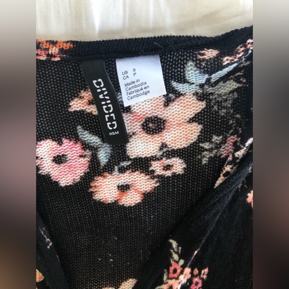 H&M Floral Cardigan - Picture 2 of 2